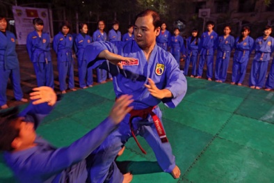 Người phát ngôn bộ Ngoại giao VN là...võ sư